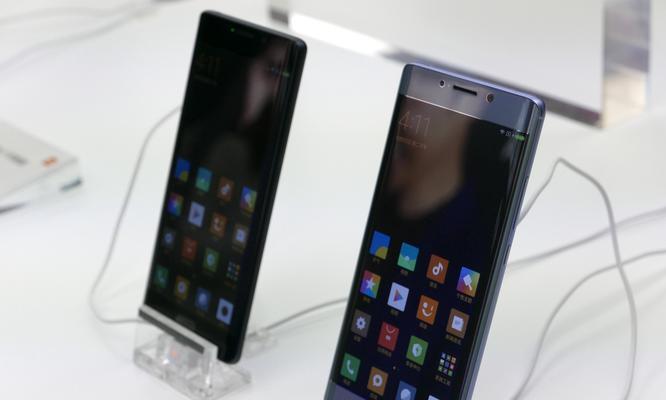 红米Note2和锤子手机（一场拼尽全力的智能手机竞争战）