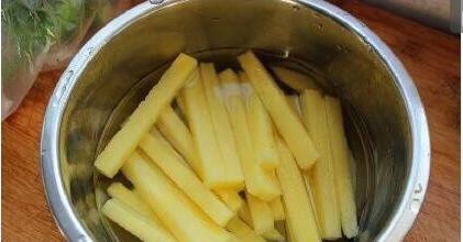 以油炸东西怎么样不冒烟（健康低油炸，享受美食无烟尽在掌握）
